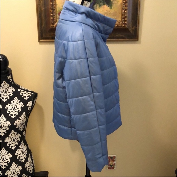 💙 Laurier & Co, Silky comfy lightweight puffer jacket snaps close 🇨🇦 - Picture 5 of 15